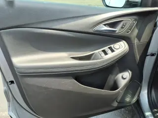 Buick Encore GX 2023 Essence 4 puertas Crossover