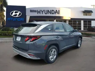 Hyundai TUCSON 2025 SE 4p SUV