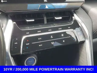 Toyota Venza 2021 AWD Limited 4dr Crossover se traduce como 
Toyota Venza 2021 AWD Limited 4dr Vehículo todoterreno