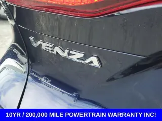Toyota Venza 2021 AWD Limited 4dr Crossover se traduce como 
Toyota Venza 2021 AWD Limited 4dr Vehículo todoterreno