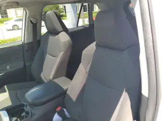 Toyota RAV4 2019 AWD XLE 4p SUV