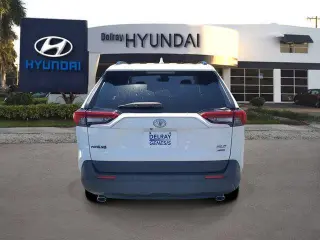 Toyota RAV4 2019 AWD XLE 4p SUV