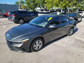 Hyundai ELANTRA 2026 SE Sedán 4p.