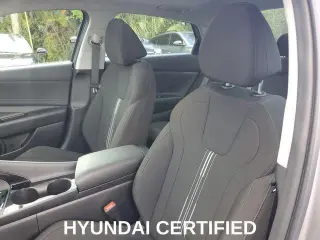 Hyundai ELANTRA 2025 SEL Convenience 4p Sedan
