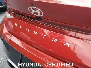 Hyundai ELANTRA 2025 SEL Conveniencia 4p Sedan
