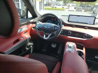 Genesis GV70 2023 AWD 2.5T Standard 4p SUV