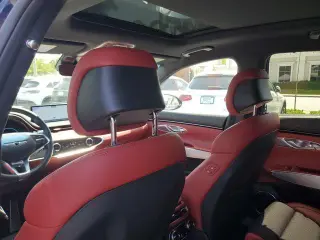 Genesis GV70 2023 AWD 2.5T Standard 4p SUV