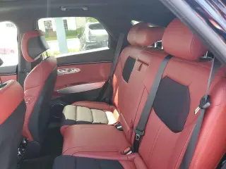 Genesis GV70 2023 AWD 2.5T Standard 4p SUV