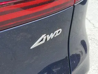 Genesis GV70 2023 AWD 2.5T Standard 4p SUV