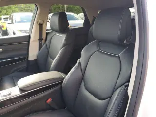 Genesis GV70 2025 AWD 2.5T Standard 4p SUV