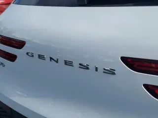 Genesis GV70 2025 AWD 2.5T Standard 4p SUV