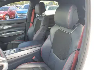 Genesis GV70 2023 AWD 2.5T Estándar 4p SUV