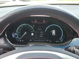 Genesis GV70 2023 AWD 2.5T Estándar 4p SUV