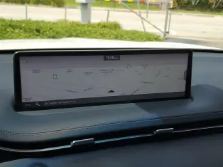 Genesis GV70 2023 AWD 2.5T Estándar 4p SUV