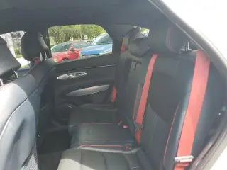 Genesis GV70 2023 AWD 2.5T Estándar 4p SUV