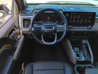 GMC Canyon 2023 4x4 Denali 4p. Cabina Crew 5 pies. SB