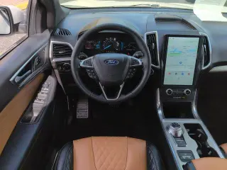 Ford Edge 2024 AWD Titanium 4 puertas SUV