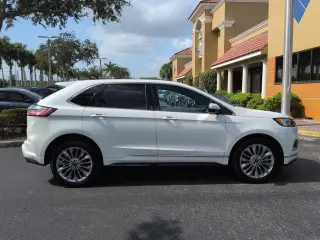 Ford Edge 2024 AWD Titanium 4 puertas SUV