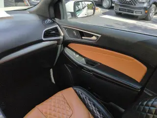 Ford Edge 2024 AWD Titanium 4 puertas SUV