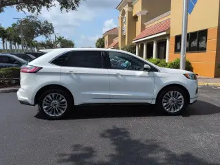 Ford Edge 2024 AWD Titanium 4 puertas SUV