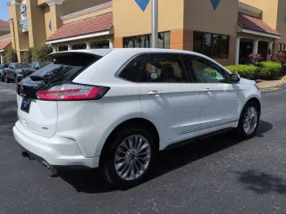 Ford Edge 2024 AWD Titanium 4 puertas SUV