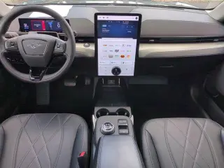 Ford Mustang Mach-E 2023 Select 4 puertas SUV
