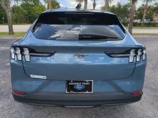 Ford Mustang Mach-E 2023 Select 4 puertas SUV