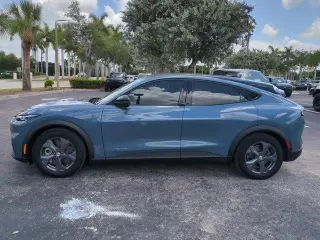 Ford Mustang Mach-E 2023 Select 4 puertas SUV