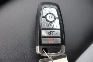 Ford Explorer 2023 AWD XLT 4p SUV