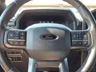 Ford F-150 2024 4x4 XLT 4p SuperCrew 5.5 ft. SB
