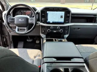 Ford F-150 2022 4x4 XLT 4p SuperCrew 6.5 ft. SB