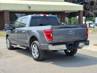 Ford F-150 2022 4x4 XLT 4p SuperCrew 6.5 ft. SB