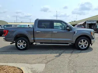 Ford F-150 2022 4x4 XLT 4p SuperCrew 6.5 ft. SB