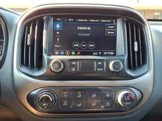 Chevrolet Colorado 2021 4x4 Z71 Cabina Doble 4 puertas 5 pies BA
