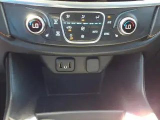 Chevrolet Traverse 2019 LT Tela 4p SUV con 1LT