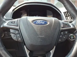 Ford Edge 2023 AWD Titanium 4 puertas Crossover