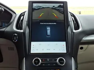 Ford Edge 2024 AWD Titanium 4p SUV