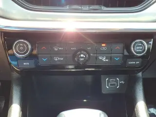 Jeep Compass 2022 4x4 Limited SUV de 4 puertas