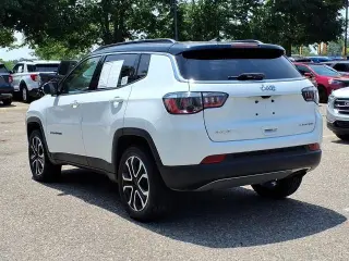 Jeep Compass 2022 4x4 Limited SUV de 4 puertas