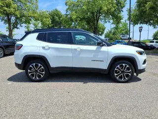 Jeep Compass 2022 4x4 Limited SUV de 4 puertas