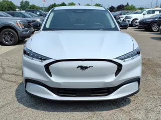 Ford Mustang Mach-E 2023 AWD Select 4p SUV