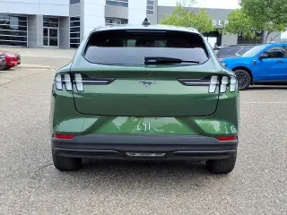 Ford Mustang Mach-E 2025 Premium 4p SUV