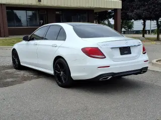 Mercedes-Benz Clase E 2020 AWD E 350 4MATIC 4p Sedan