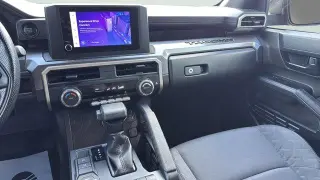 Toyota Tacoma 2025 4x2 SR5 4dr Double Cab 5.0 ft SB