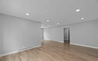 2 BEDROOM APT IN JAMES M WOOD