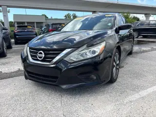 Nissan Altima 2017 2.5 SV Sedán 4p