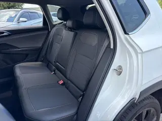Volkswagen Taos 2024 SE 4p SUV
