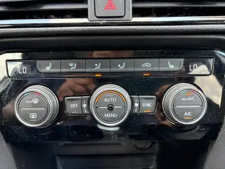 Volkswagen Taos 2024 SE 4p SUV
