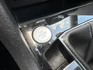 Volkswagen Taos 2024 SE 4p SUV
