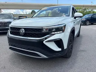Volkswagen Taos 2024 SE 4p SUV